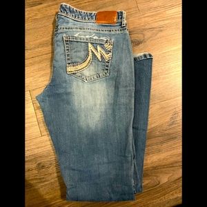 Maurices jeans